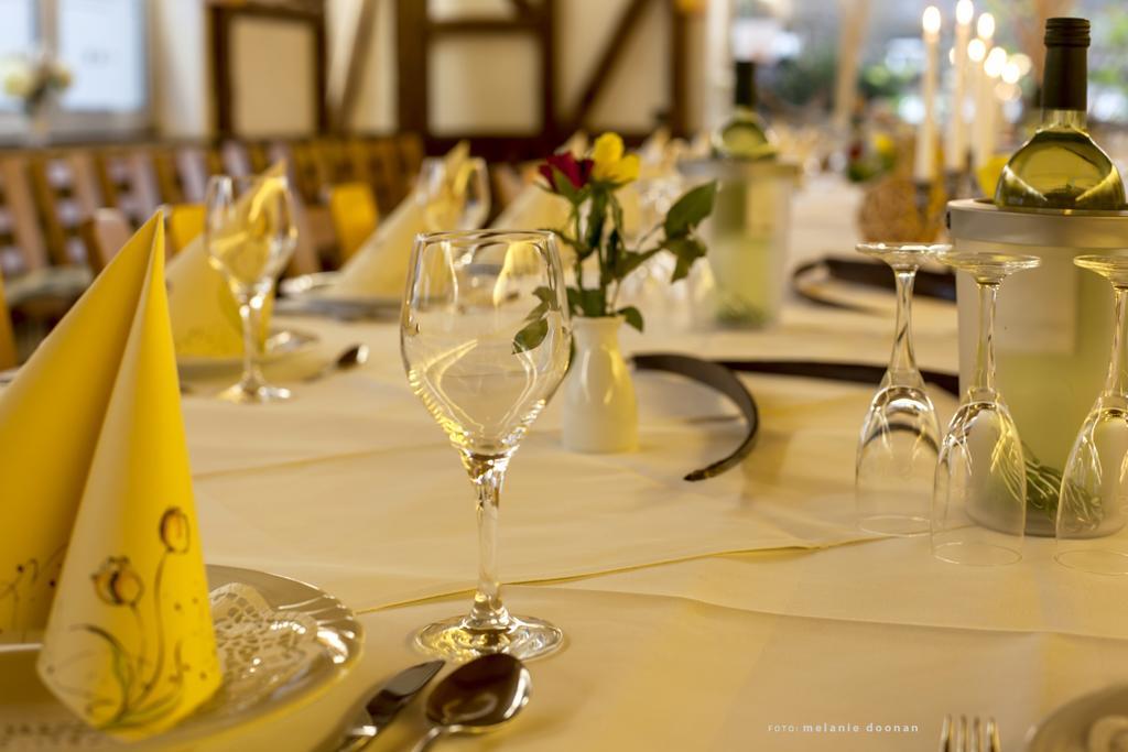 Hotel-Restaurant-Haus Berger 비에르센 외부 사진