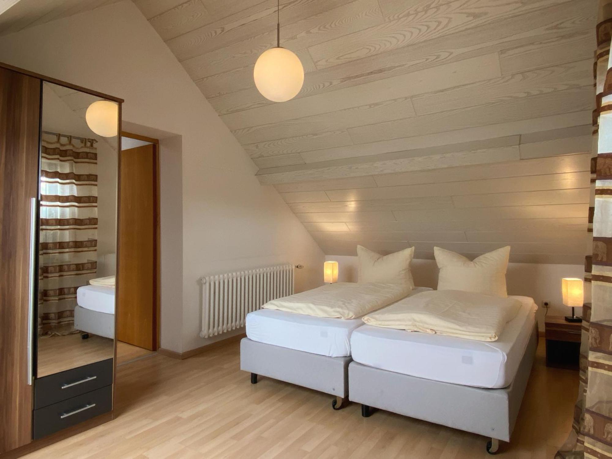 Hotel-Restaurant-Haus Berger 비에르센 외부 사진