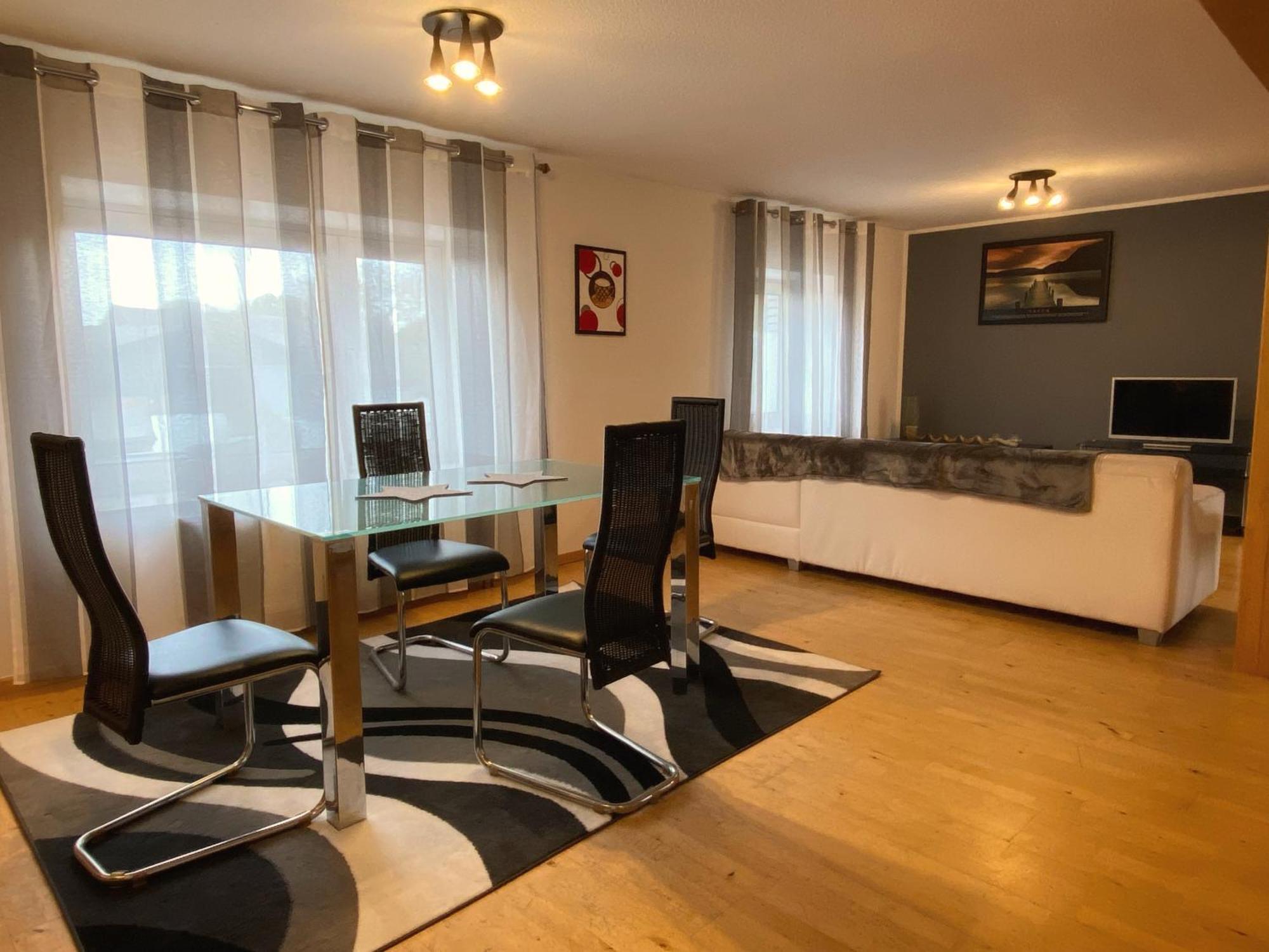 Hotel-Restaurant-Haus Berger 비에르센 외부 사진